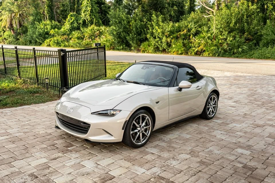 2022 Mazda ND MX-5 Miata - Image 5 of 13
