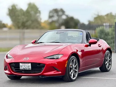 2022 Mazda MX-5 Miata Grand Touring