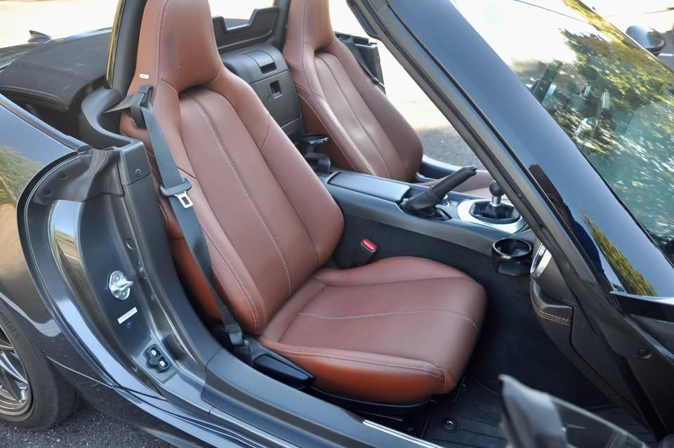 2022 Mazda ND MX-5 Miata - Image 17 of 20