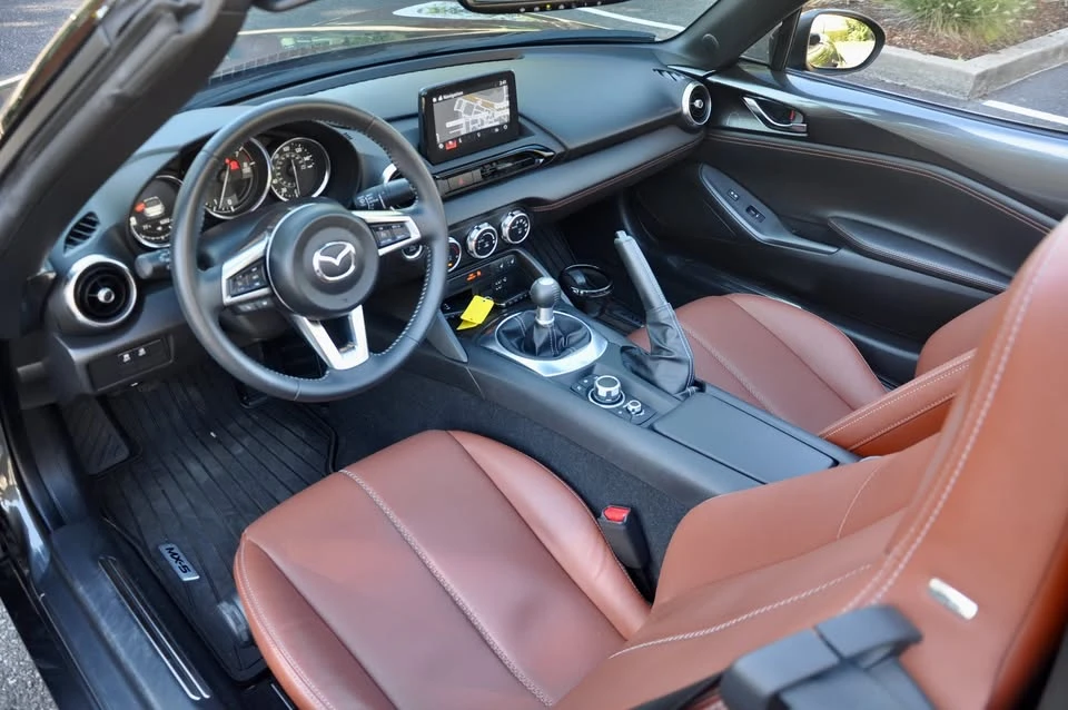2022 Mazda ND MX-5 Miata - Image 11 of 20