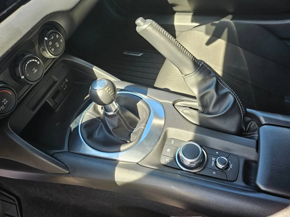 2022 Mazda ND MX-5 Miata - Image 16 of 17