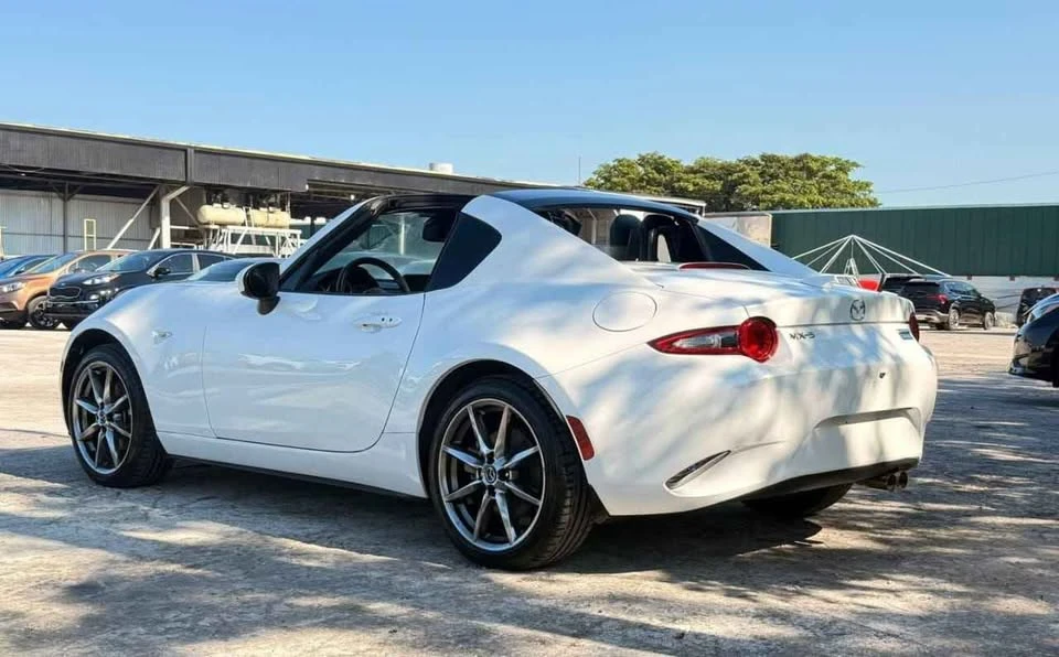 2022 Mazda ND MX-5 Miata - Image 6 of 11
