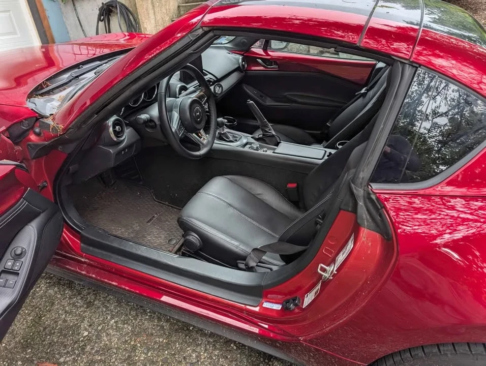 2022 Mazda ND MX-5 Miata - Image 9 of 10