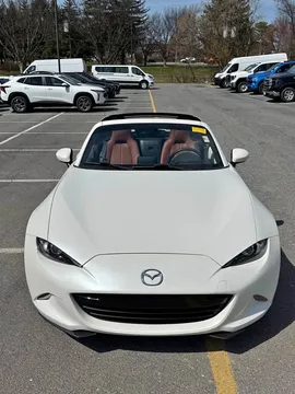 2022 Mazda MX-5 Miata RF Grand Touring