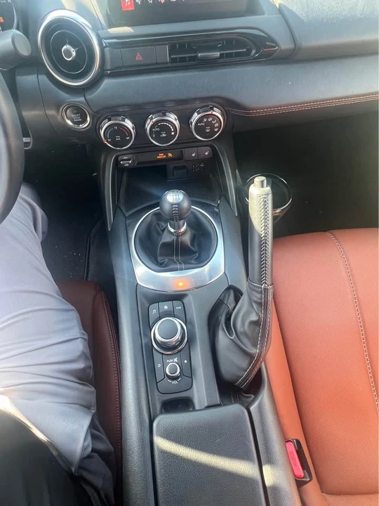 2022 Mazda ND MX-5 Miata - Image 9 of 12