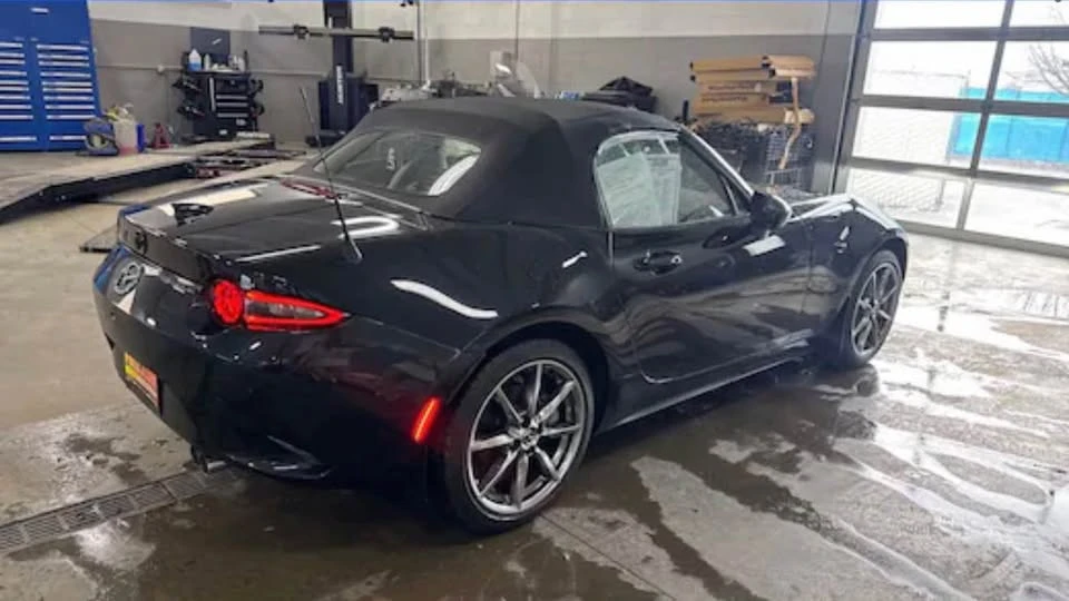 2022 Mazda ND MX-5 Miata - Image 7 of 11