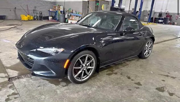 2022 Mazda MX-5 Miata RF Grand Touring