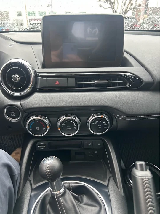 2022 Mazda ND MX-5 Miata - Image 7 of 8