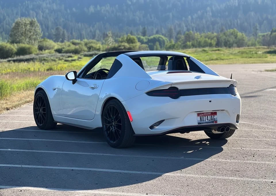 2022 Mazda ND MX-5 Miata - Image 4 of 8