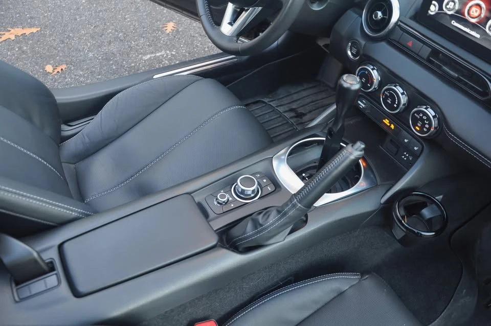 2022 Mazda ND MX-5 Miata - Image 16 of 20
