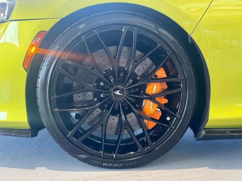 2022 McLaren GT - Image 15 of 20