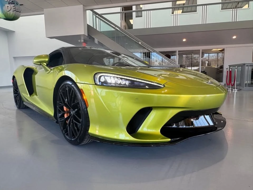2022 McLaren GT - Image 9 of 20