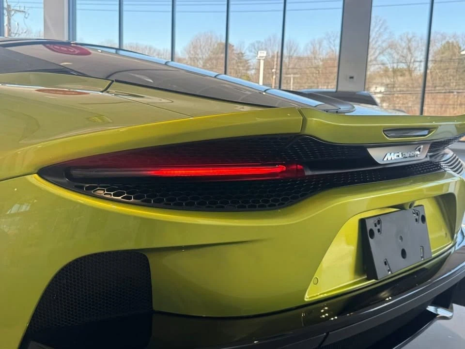 2022 McLaren GT - Image 14 of 20