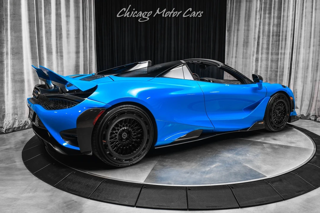 2022 McLaren 675LT - Image 5 of 31