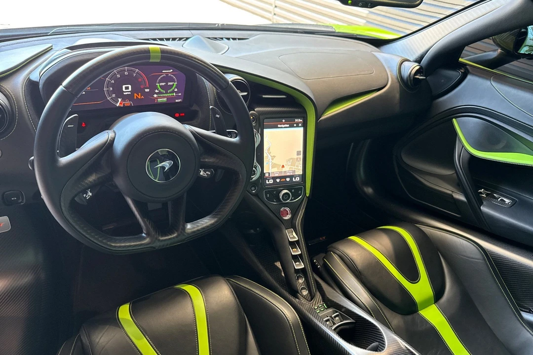 2022 McLaren 675LT - Image 6 of 31