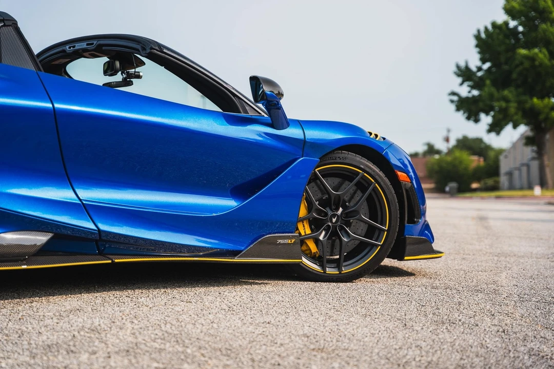 2022 McLaren 675LT - Image 18 of 31