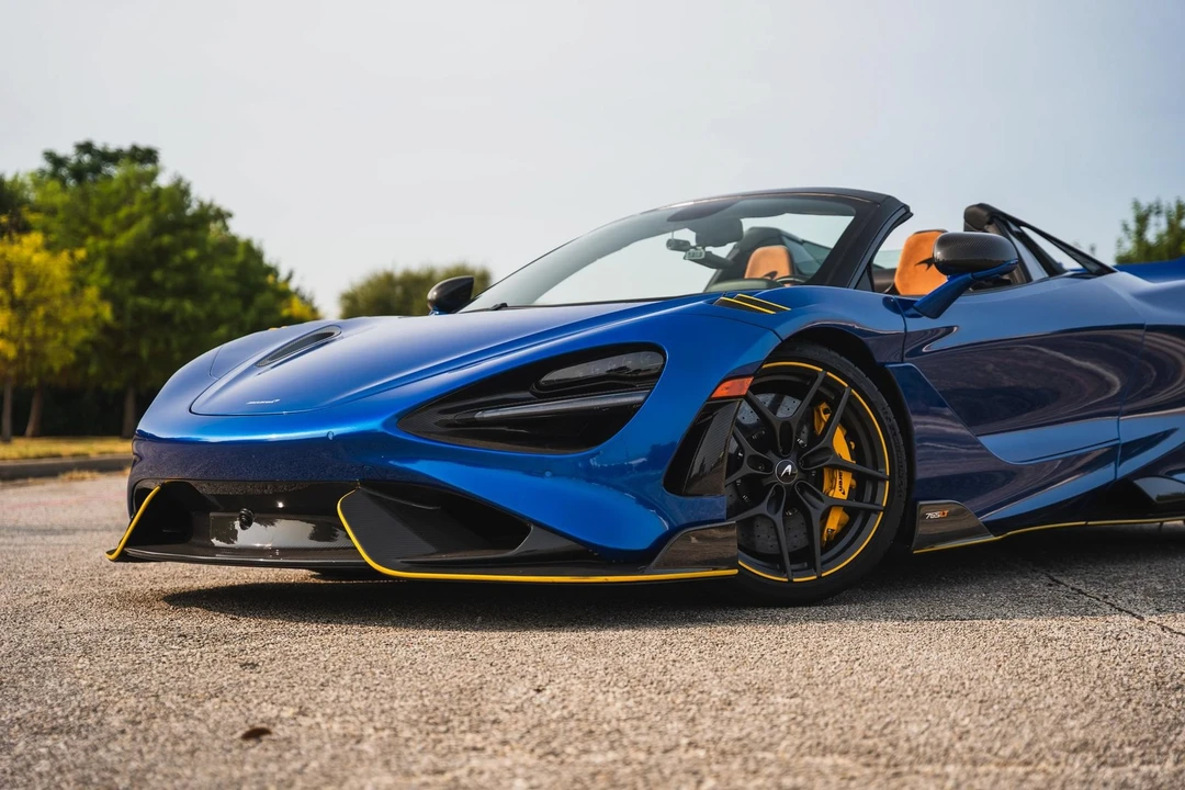 2022 McLaren 675LT - Image 4 of 31
