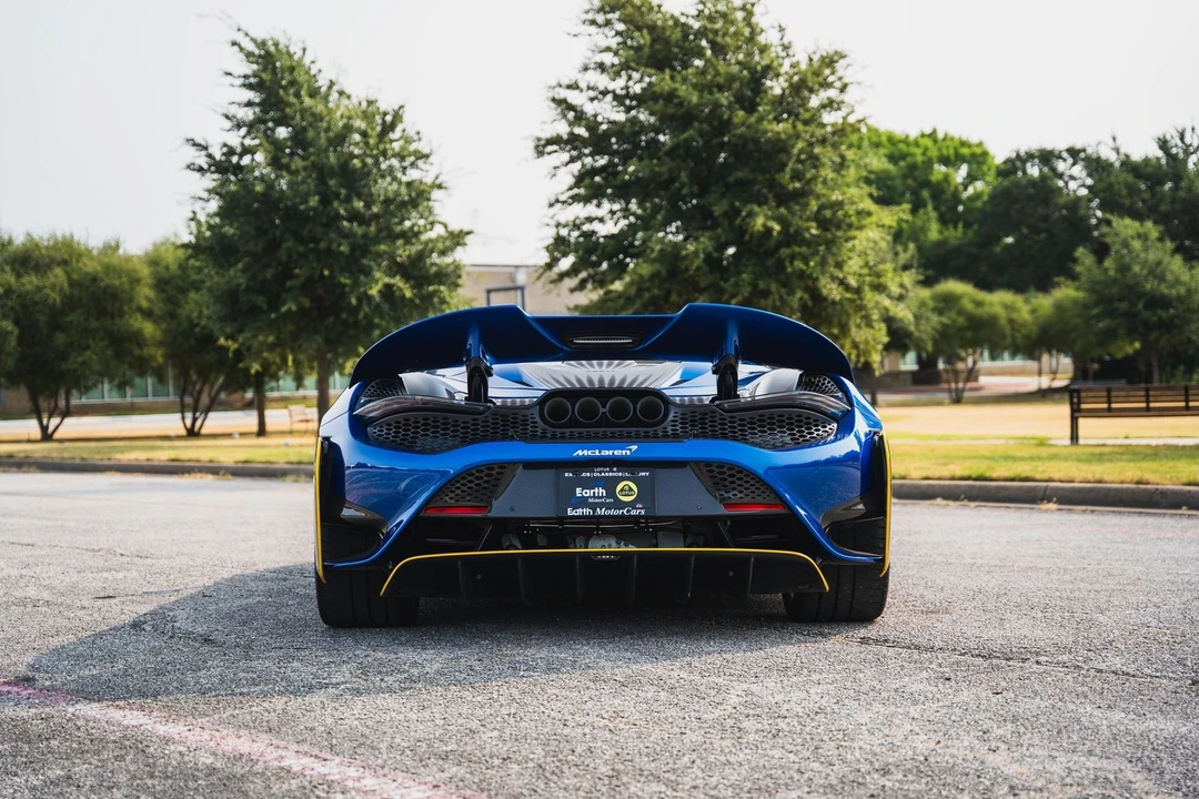 2022 McLaren 675LT - Image 13 of 31
