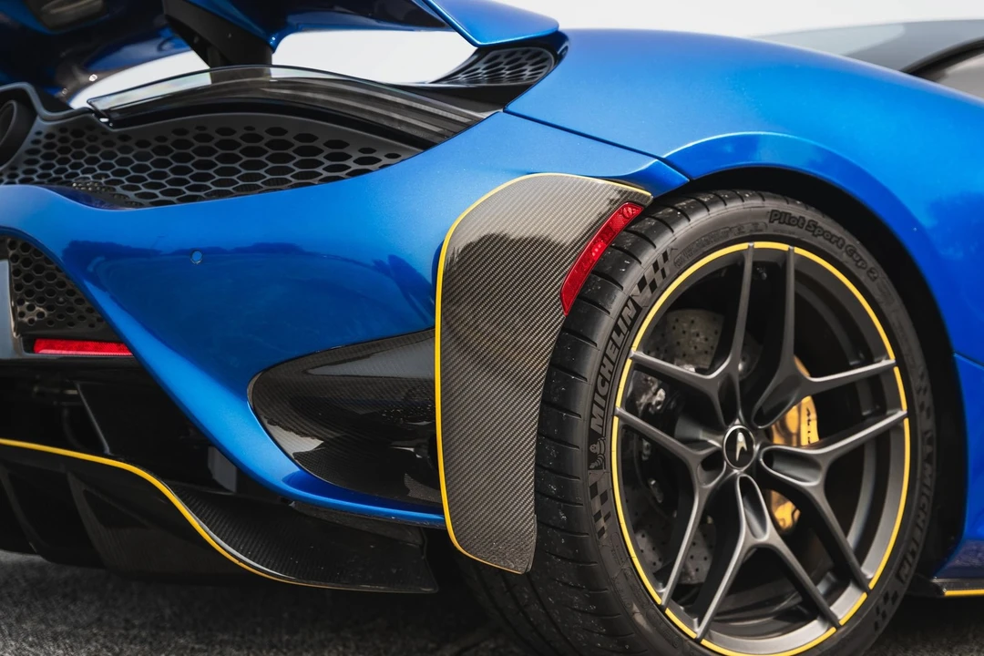 2022 McLaren 675LT - Image 19 of 31