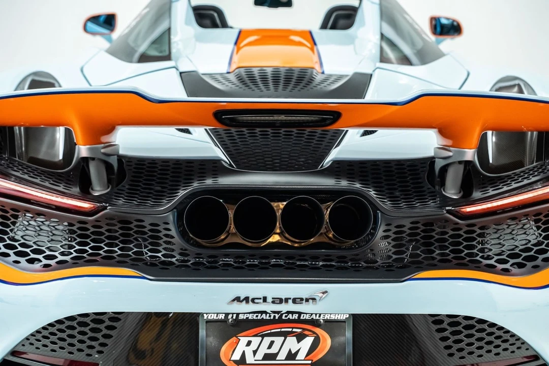 2022 McLaren 675LT - Image 20 of 31
