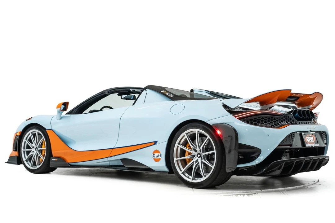 2022 McLaren 675LT - Image 14 of 31