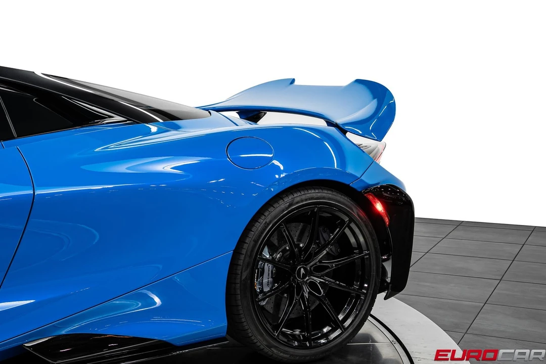2022 McLaren 675LT - Image 22 of 31