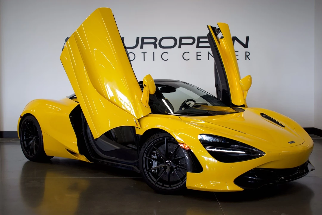 2022 McLaren 720S - Image 3 of 6