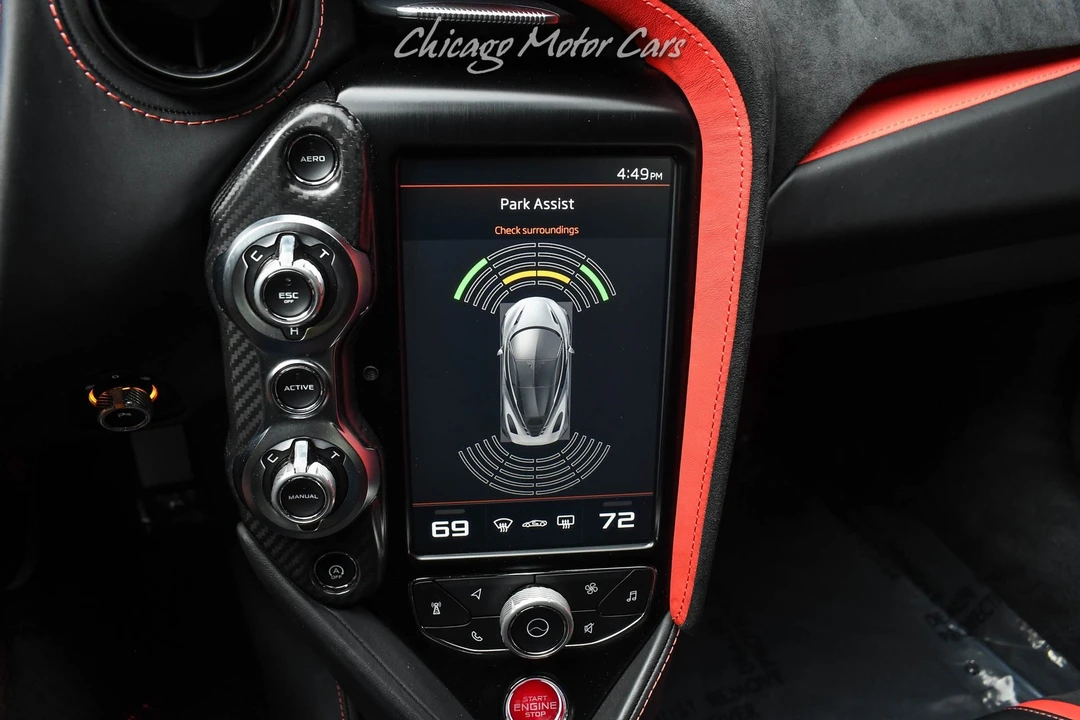 2022 McLaren 720S - Image 17 of 31