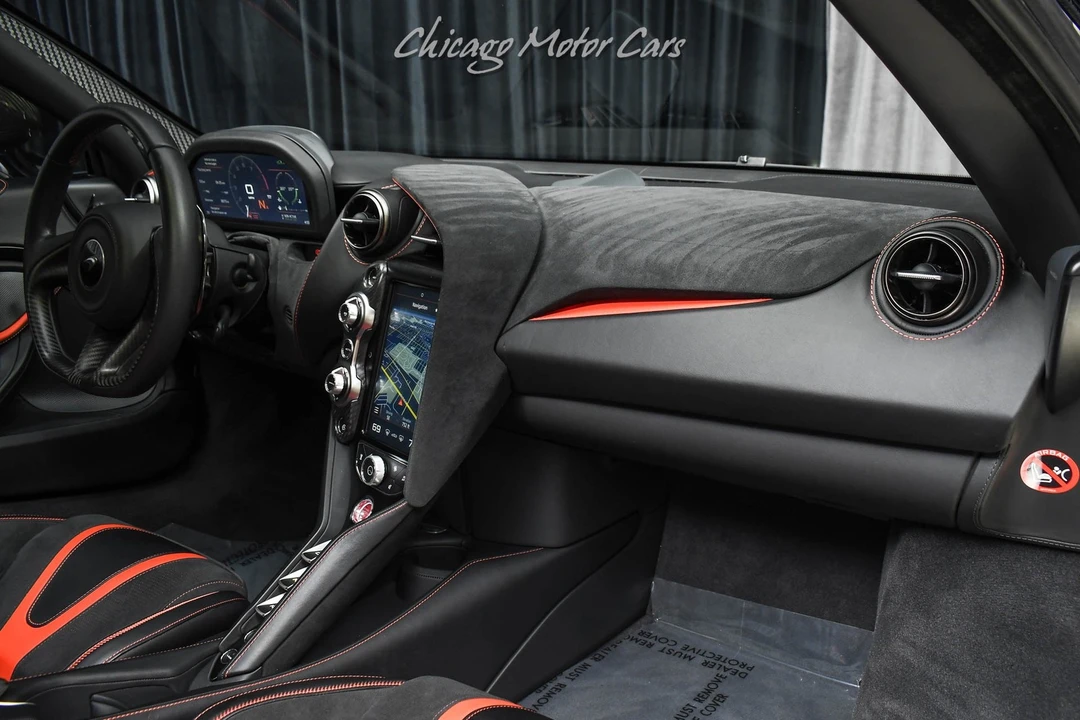 2022 McLaren 720S - Image 25 of 31