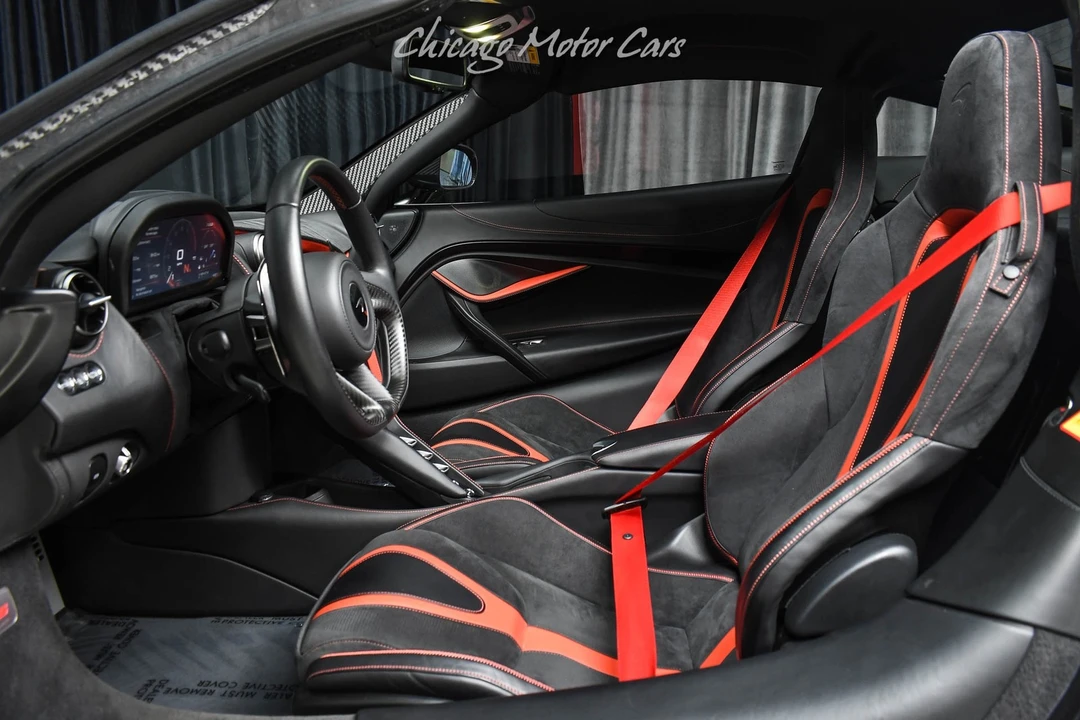 2022 McLaren 720S - Image 22 of 31
