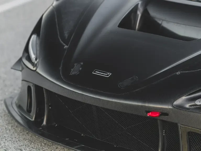 2022 McLaren 720S - Image 20 of 31