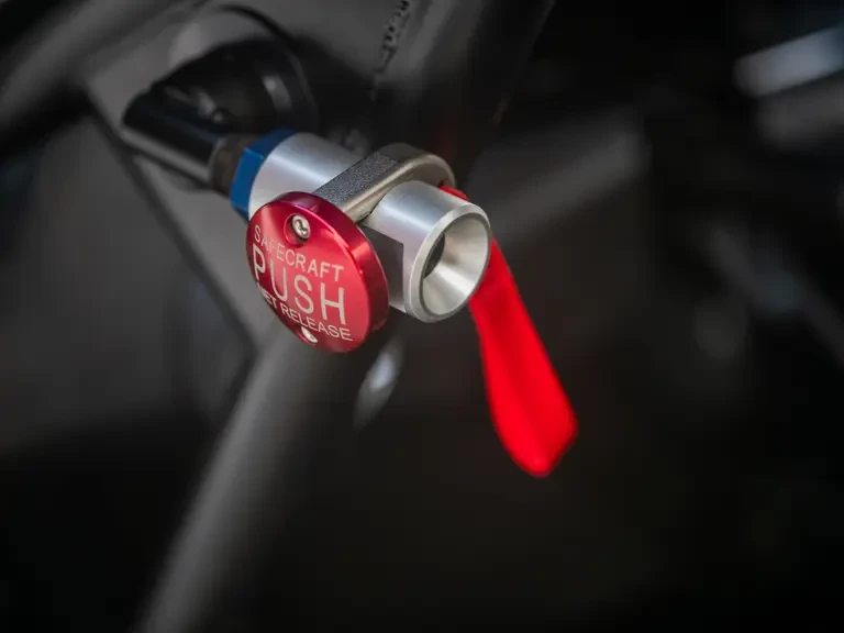 2022 McLaren 720S - Image 26 of 31