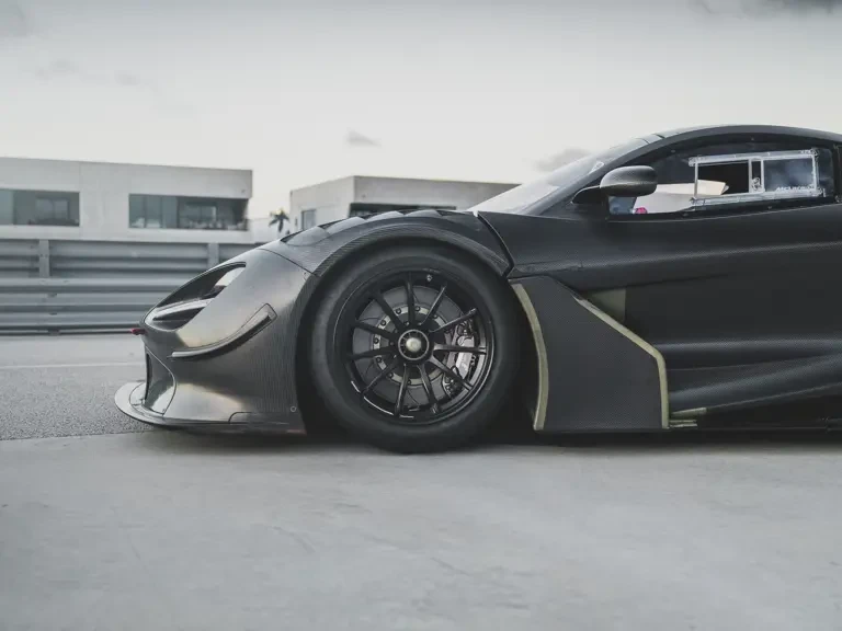 2022 McLaren 720S - Image 21 of 31