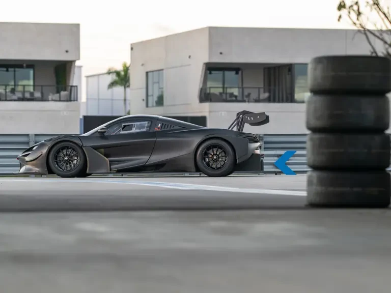 2022 McLaren 720S - Image 6 of 31