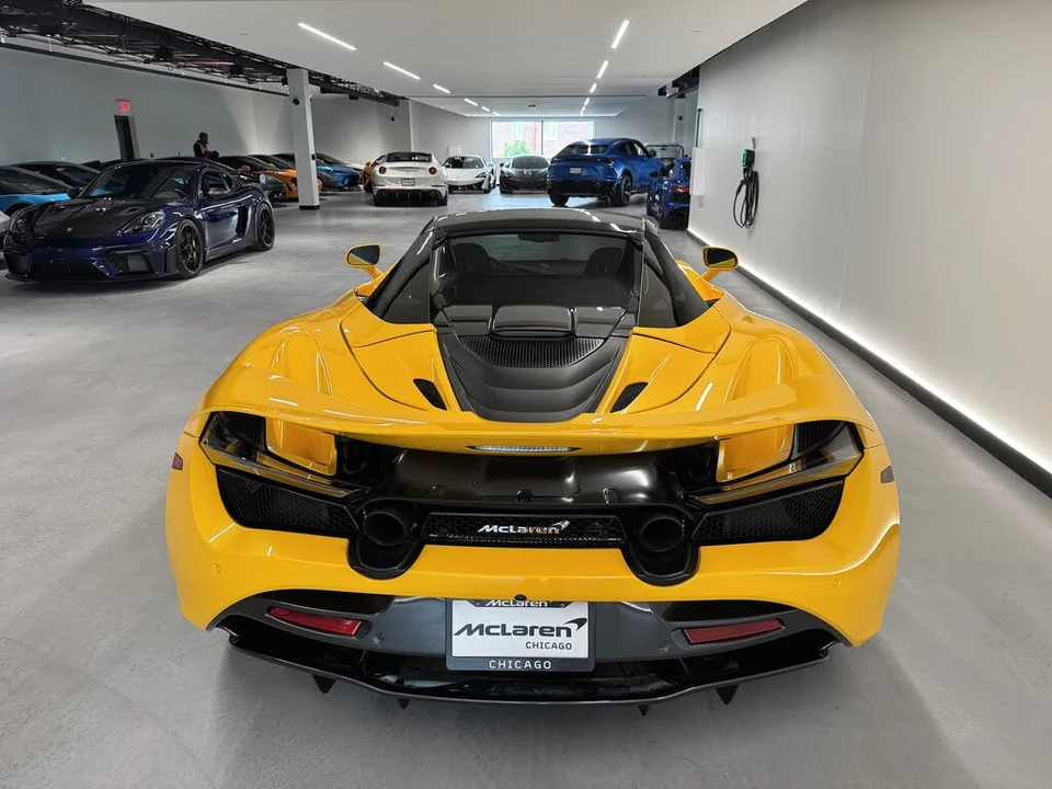 2022 McLaren 720S Spider - Image 5 of 18