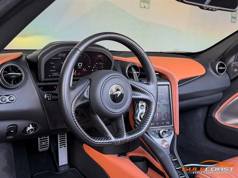 2022 McLaren 720S Spider - Image 14 of 31