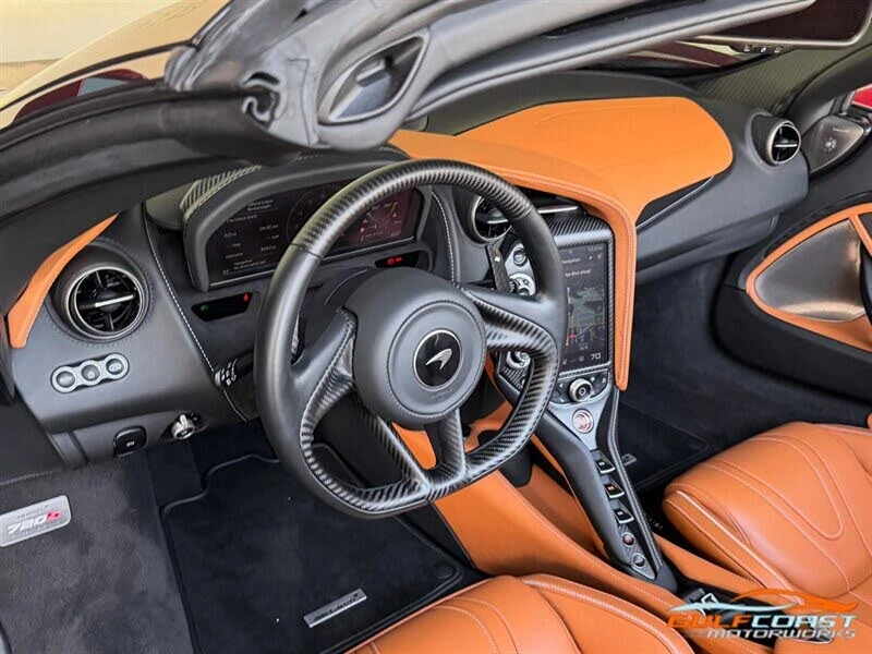 2022 McLaren 720S Spider - Image 30 of 31