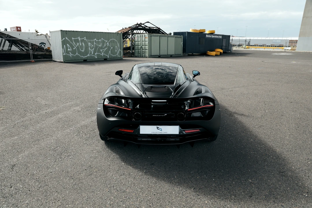 2022 McLaren 720S - Image 16 of 31