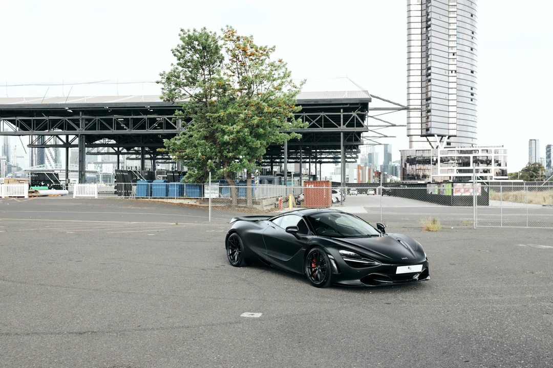 2022 McLaren 720S - Image 8 of 31