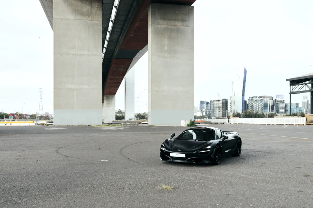 2022 McLaren 720S - Image 20 of 31