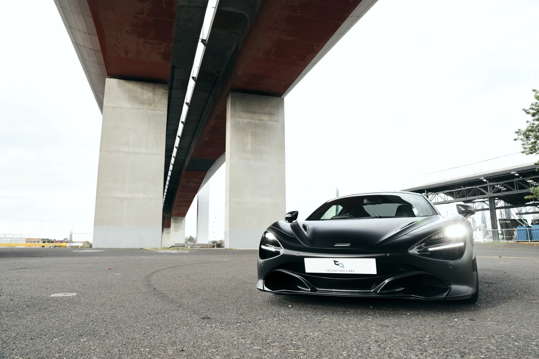 2022 McLaren 720S - Image 21 of 31