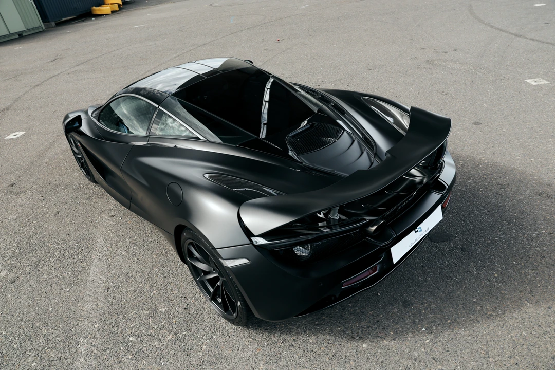 2022 McLaren 720S - Image 5 of 31