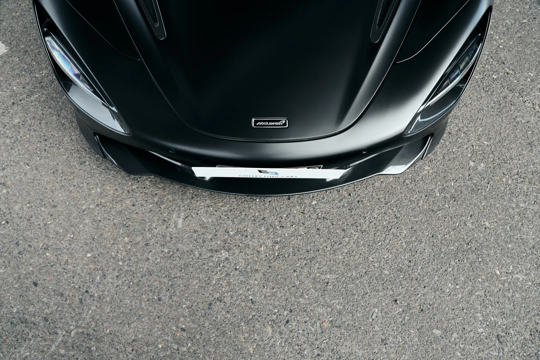 2022 McLaren 720S - Image 25 of 31