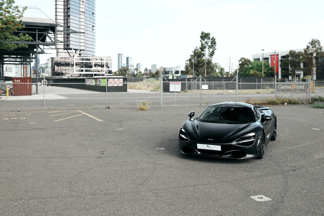2022 McLaren 720S - Image 3 of 31