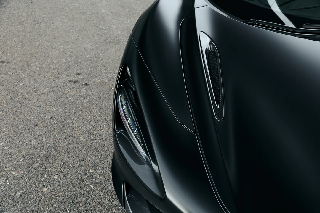 2022 McLaren 720S - Image 26 of 31