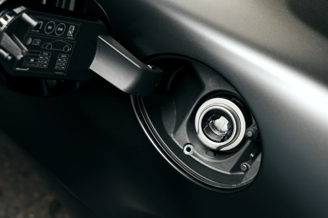 2022 McLaren 720S - Image 29 of 31