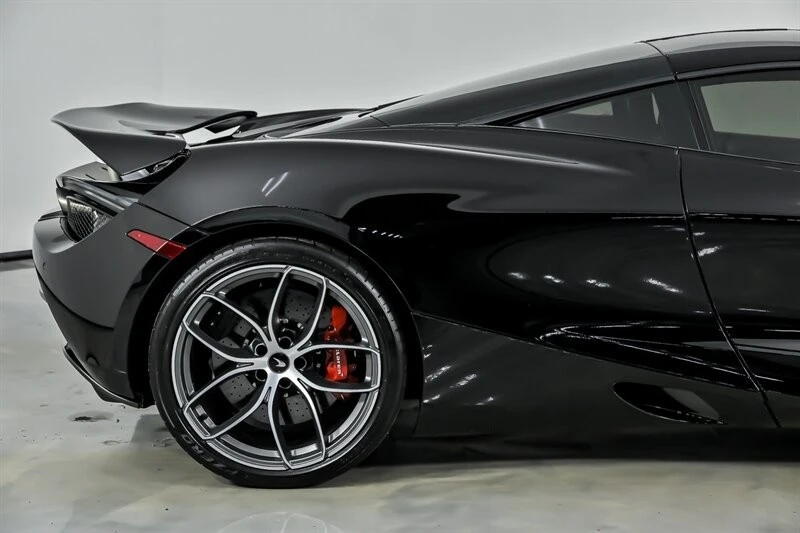 2022 McLaren 720S - Image 13 of 31