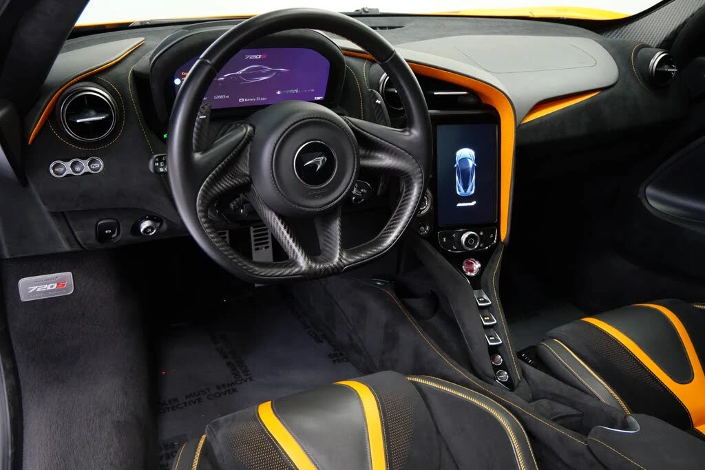 2022 McLaren 720S - Image 13 of 31