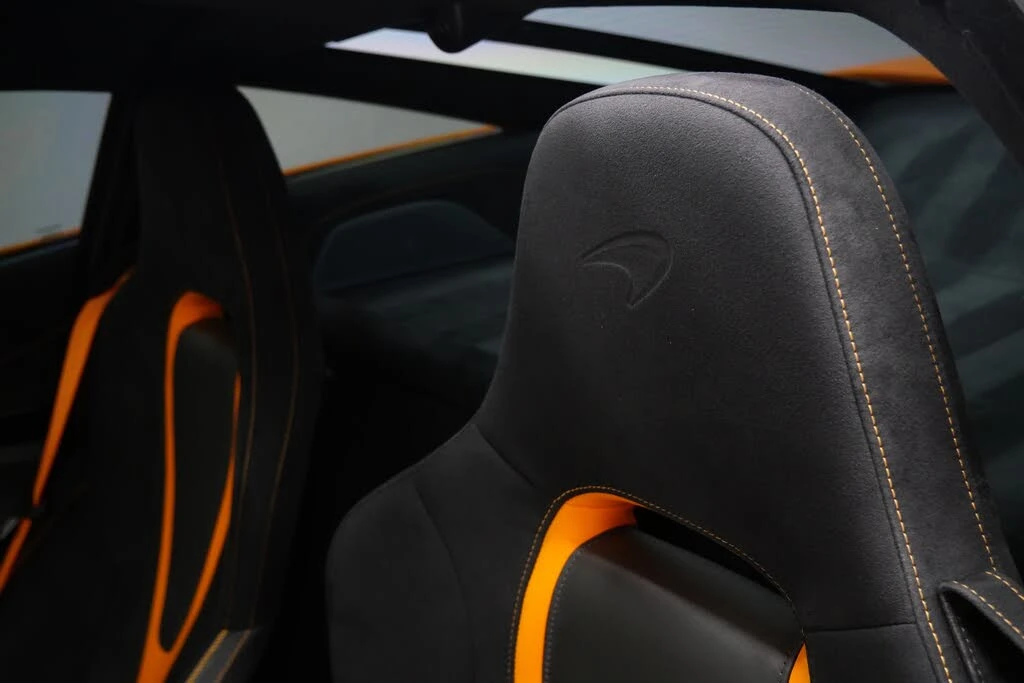 2022 McLaren 720S - Image 30 of 31