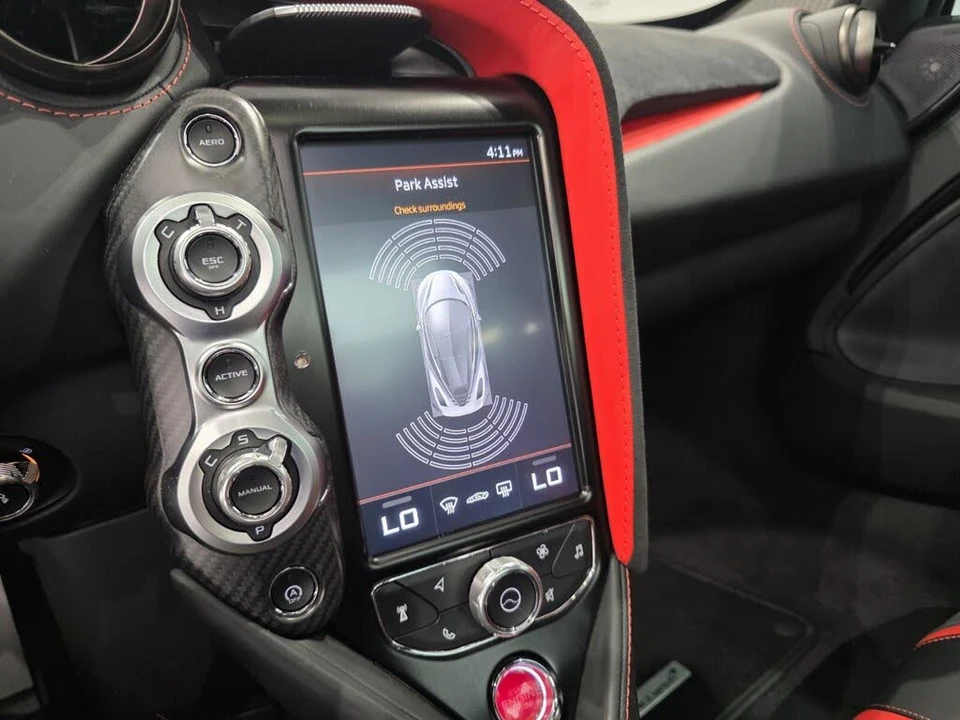 2022 McLaren 720S - Image 14 of 25